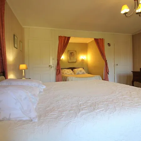 Familial N3 Maison Dhotes De Charme Bed and Breakfast 3*